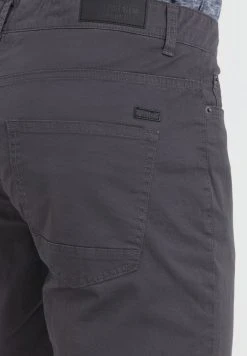 Remise ❤️ Solid SDMILLAN - Short - Forged Iron ⌛ -Solid Soldes 1e2b34ca596f4c5e9f6b0a2cf91609e1