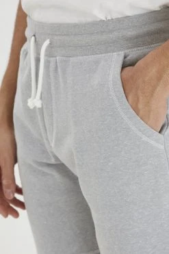 Bon marché 🤩 Solid SDTOLJAN - Short - Light Grey 🔥 9 Bon marché 🤩 Solid SDTOLJAN - Short - Light Grey 🔥 -Solid Soldes 2145b58677064796943c3e5bded932a4