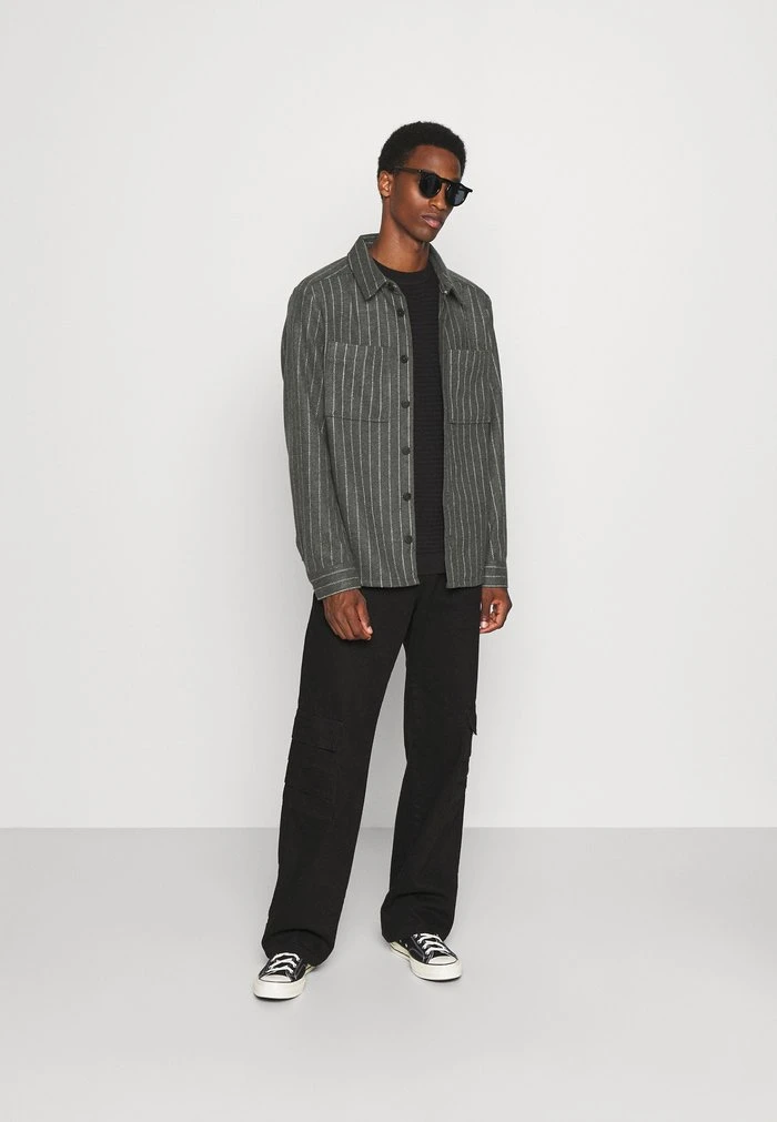 Tout neuf ✨ Solid TODD PINSTRIPE - Chemise - Dark Grey Melange 🧨 2 Tout neuf ✨ Solid TODD PINSTRIPE - Chemise - Dark Grey Melange 🧨 – Image 2