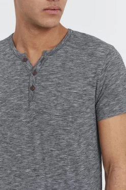 Grosses soldes 🧨 Solid SDSIGOS - T-shirt Basique - Insignia B 🌟 -Solid Soldes 4cf1f29013de48d19a112dbcf3a6b24f