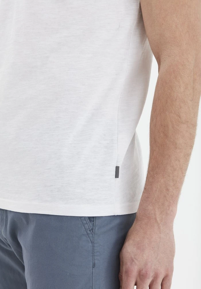 Meilleure vente ✔️ Solid SDEMMO - T-shirt Basique - White ✔️ 5 Meilleure vente ✔️ Solid SDEMMO - T-shirt Basique - White ✔️ – Image 5