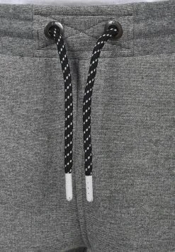 Tout neuf ✔️ Solid RAFIK - Short - Dark Grey Melange 😀 11 Tout neuf ✔️ Solid RAFIK - Short - Dark Grey Melange 😀 -Solid Soldes 6372b244dced4b14a62d16b943a5ef96