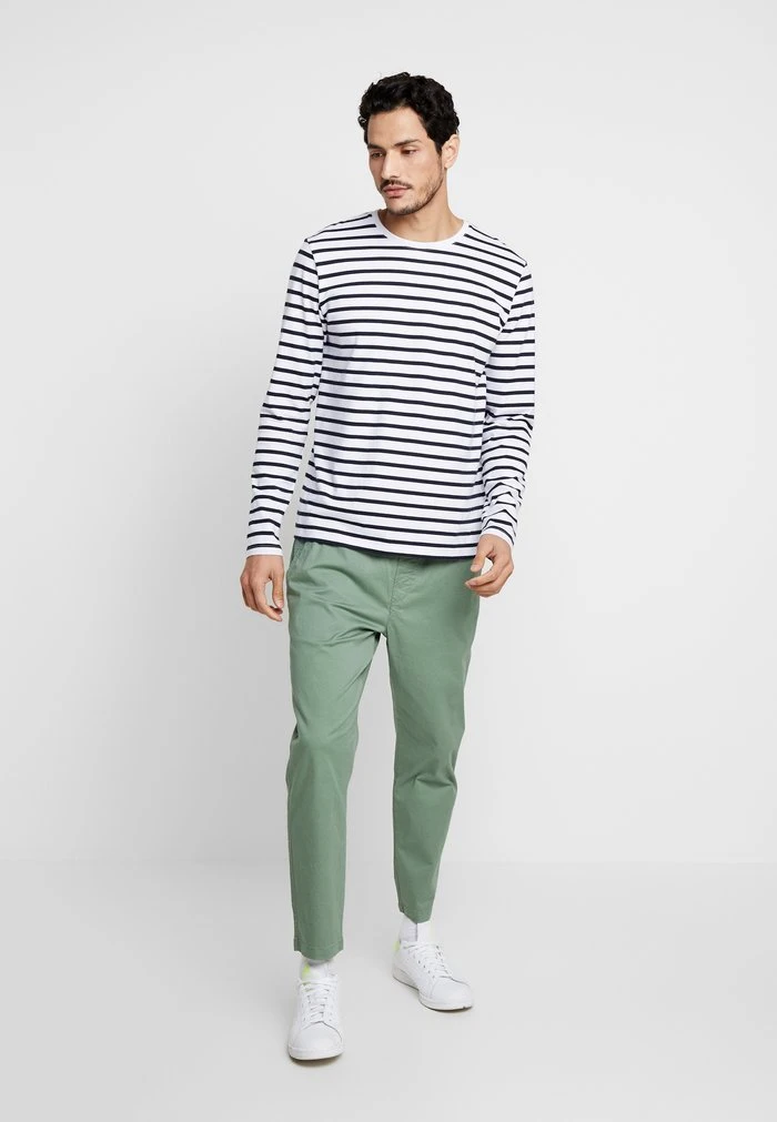 Le moins cher đ Solid TRUC CROPPED - Pantalon Classique - Hedge Gree â 2 Le moins cher đ Solid TRUC CROPPED - Pantalon Classique - Hedge Gree â â Image 2