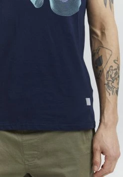 De gros 😍 Solid PEDRO - T-shirt Imprimé - Insignia Blue ⭐ -Solid Soldes 65ccfa710faf45d388f69d9e0286e785