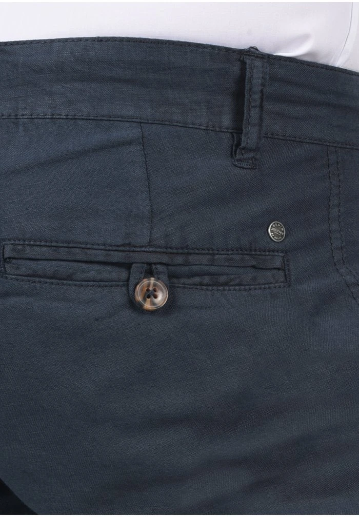 Tout neuf 🥰 Solid SDSHORTS - Short - Insignia B ❤️ 6 Tout neuf 🥰 Solid SDSHORTS - Short - Insignia B ❤️ – Image 6