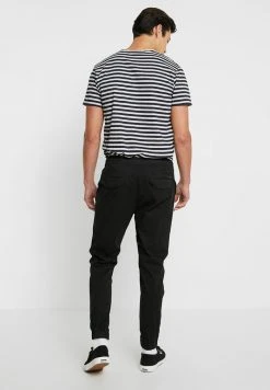 Coupon ✔️ Solid SDSLIM - Pantalon Classique - Black ✔️ 8 Coupon ✔️ Solid SDSLIM - Pantalon Classique - Black ✔️ -Solid Soldes 86a282eccb6944c8a00b1a0fbb513213