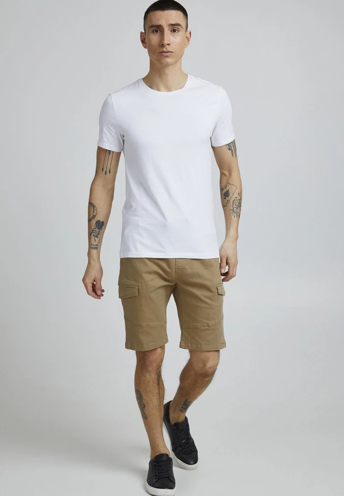 De gros ❤️ Solid HENIK - Short - Sand 🎉 2 De gros ❤️ Solid HENIK - Short - Sand 🎉 – Image 2