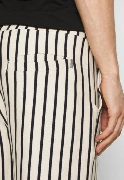 Meilleure vente 🔔 Solid STEVE - Short - Insignia Blue 🛒 -Solid Soldes a0a9eac186294283af5f0bf14ac2a945