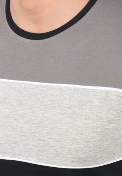 Offres ❤️ Solid CODY - T-shirt Imprimé - Black 🔥 -Solid Soldes ace17f8f30ed4c85bd33d8a539f80b97