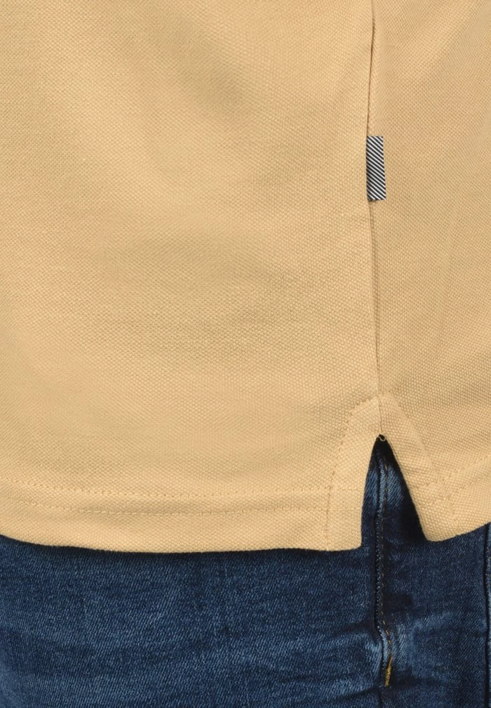 Sortie 🔥 Solid SDTEE - Polo - Curds & Wh ✨ 6 Sortie 🔥 Solid SDTEE - Polo - Curds & Wh ✨ – Image 6