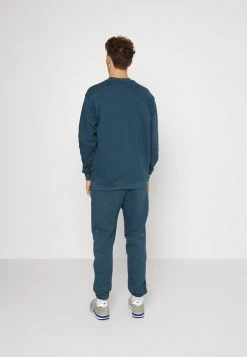 Les meilleures critiques de 😀 Solid SDVICTER - Pantalon De Survêtement - Ensign Blue 🔥 8 Les meilleures critiques de 😀 Solid SDVICTER - Pantalon De Survêtement - Ensign Blue 🔥 -Solid Soldes b6ecb0fed2004b468033fc2d03942930