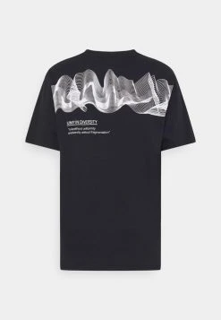 Top 10 💯 Solid REVEL - T-shirt Imprimé - Black 😉 -Solid Soldes c2cf410ca661464d846f750e18568c90