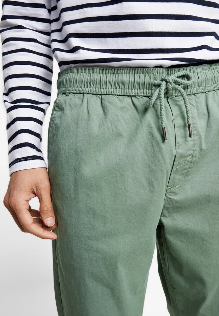 Le moins cher đ Solid TRUC CROPPED - Pantalon Classique - Hedge Gree â 4 Le moins cher đ Solid TRUC CROPPED - Pantalon Classique - Hedge Gree â â Image 4