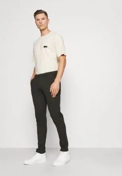 Sortie ✔️ Solid BARRO CHECK PANT - Pantalon Classique - Black Forest ❤️ -Solid Soldes c6070a88c8fb4afcb32d038bff9c03e0