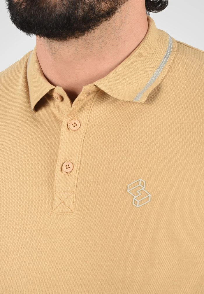 Sortie 🔥 Solid SDTEE - Polo - Curds & Wh ✨ 4 Sortie 🔥 Solid SDTEE - Polo - Curds & Wh ✨ – Image 4