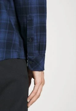 Grosses soldes ⌛ Solid SDVARICK 💯 SHIRT 21106073 - Chemise - Ensign Blue 🥰 11 Grosses soldes ⌛ Solid SDVARICK 💯 SHIRT 21106073 - Chemise - Ensign Blue 🥰 -Solid Soldes d53a5c7ee51f4533b1590b624d9958b0