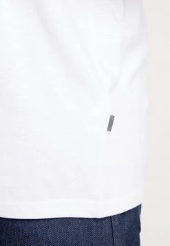 Offres 🤩 Solid ROCK - T-shirt Basique - White 😉 -Solid Soldes e07e8c83128244ebb0997d623afb0180